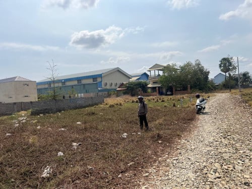 🏦Land Available for Urgent Sale at a Special Price (Negotiable).