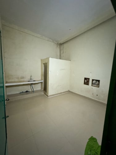 បន្ទប់ជួល1ខែ 50$ ហ្វ្រីកន្លែងដាក់ម៉ូតូ ចេញចូល24ម៉ោង