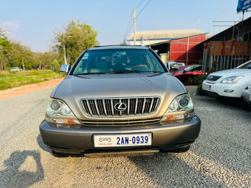 ឡានលក់Lexus RX300ឆ្នាំ2002Full Option ឡានសុំណុំសុីនតំលៃ12900$ ចរចារ