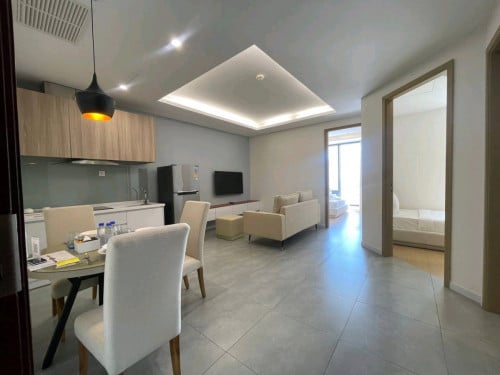 LUXURY 2BEDROOM CONDO