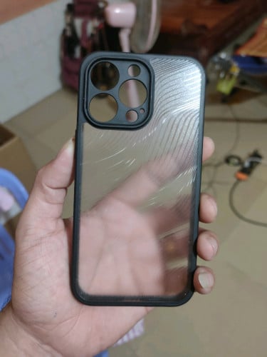 លក់ Case 13 Pro នៅស្អាត 100% 2$ 