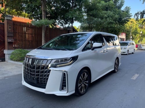 Toyota alphard limited 2018 full options for sell