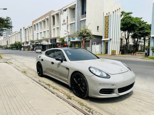2014 Porsche Panamera S