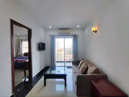 1BEDROOM RUSSIAN MARKET