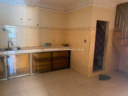 ផ្ទះជាន់ទី1 ធំទូលាយ