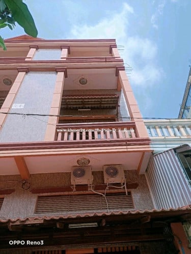 ផ្ទះជាន់ទី1 ធំទូលាយ