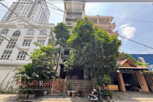 22 Room Boutique Hotel For Rent in BKK1