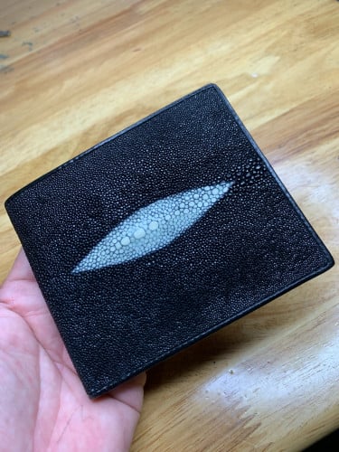 កាបូបលុយបុរស