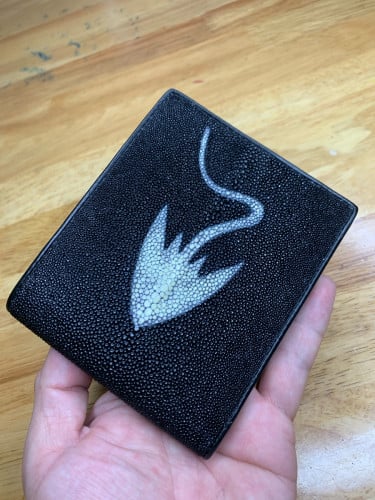 កាបូបលុយបុរស