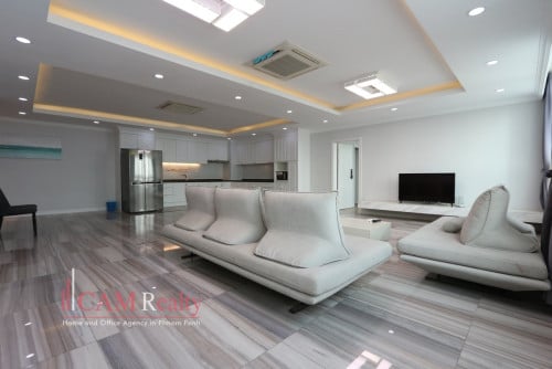 16th Floor 2 Bedroom Penthouse For Rent in BKK1 Phnom Penh