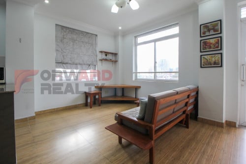 Spacious 2 Bedrooms apartment with gym available for rent in BKK3 Area (Toul Sleng Area)