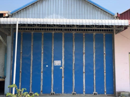 ឃ្លាំង​សម្រាប់​លក់​ឬជួល​