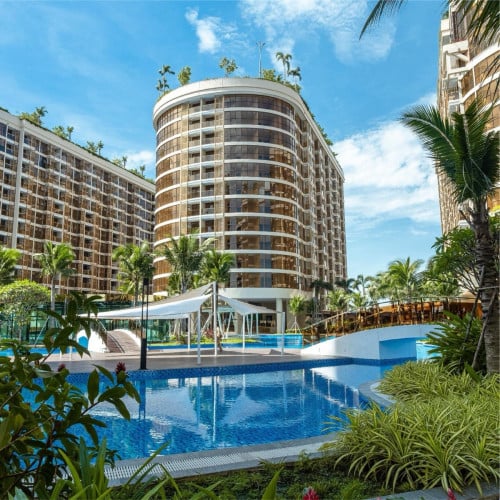 Orkide the Royal condominium, street 2004