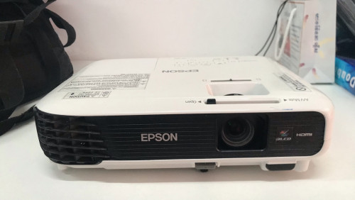 Epson Projector EB-S04
