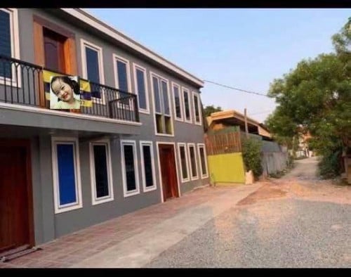 ផ្ទះលក់តលៃពិសេសមានចំណូល1000$នៅកណ្ដាលក្រុងសៀមរាប