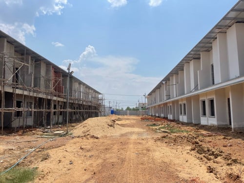 ផ្ទះលក់ ឆ្អឹងក្រហម