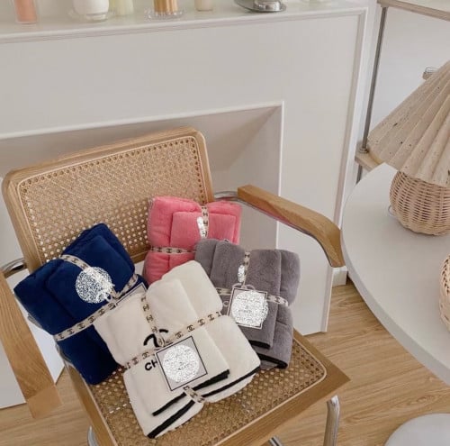 ឈុតកន្សែង Chanel Bath Towels Set