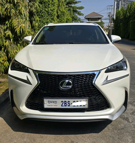 Lexus nx200t 2015