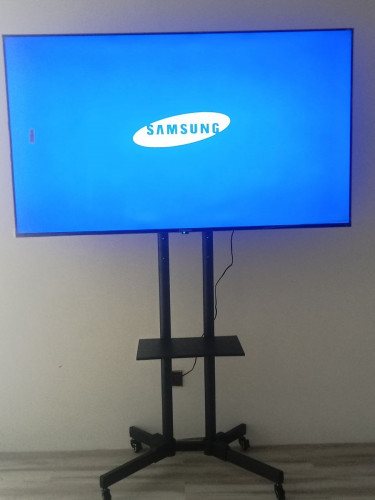 Smart TV Samsung 65” UHD 4k