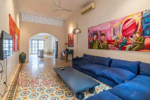 3 bedrooms renovated apartment for rent in Daun Penh – Phnom Penh.