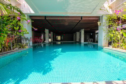1 Bedroom Apartment with swimming pool and gym for Rent in Doun Penh (Near Independent Monument)