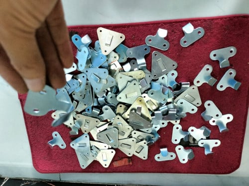 ទំពក់ ព្យូរអីវ៉ាន់ និងកុងទរ័ភ្លើង គុណភាពល្អ