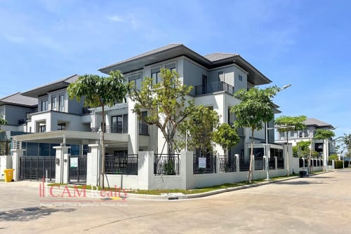 Chip Mong Landmark 60M | 6 bedrooms queen II corner villa for rent in Phnom Penh | Clubhouse