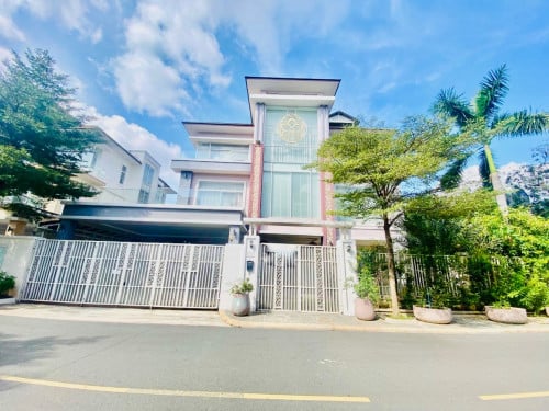 King Villa For Rent In Borey Okide 2004, 06 Bedrooms, 5,000$, Have Furniture, Northbridge