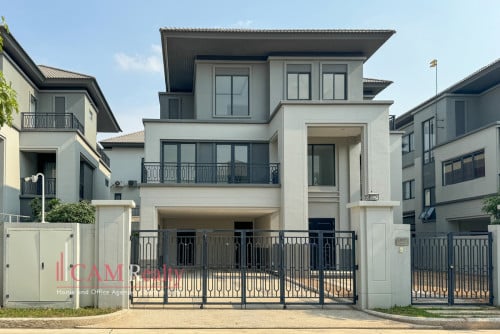 5 bedrooms queen B For rent Located in Borey Chip Mong Landmark 60M