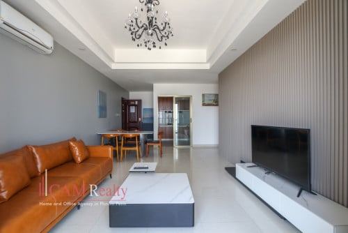 D.I. Riviera | 2 bedrooms condo on 18th floor for rent