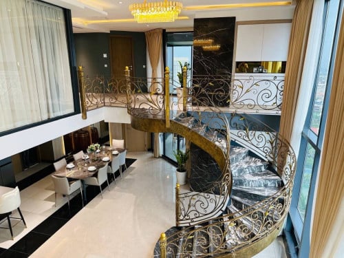 Penthouse 4Bed, 12,000$ in Tonle Basac area