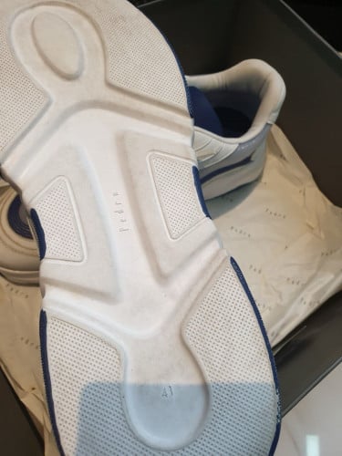 ស្បែកជើង ប៉ាតា Pedro size 41