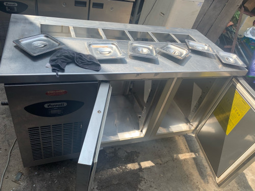 2 Door counter G/N Tray Chiller