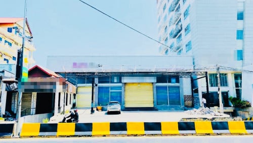 Commercial Showroom 4Rent Along Main Road of Toul Kork,  02 Flooors, 26x40m,10,000$,Good 4 Business