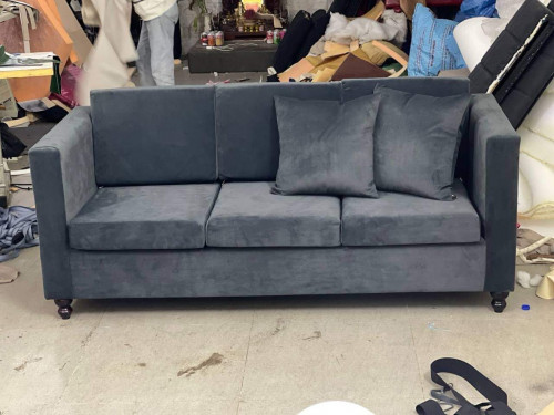 1.80cm sofa new 99%