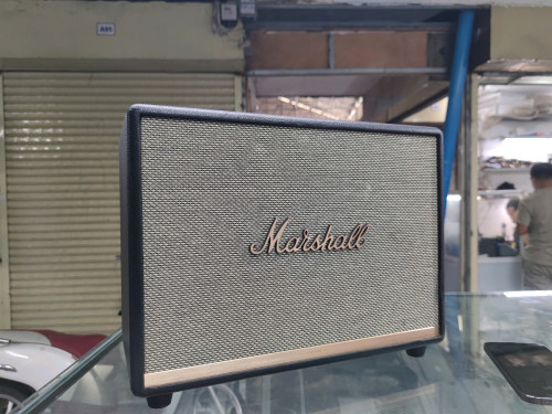 I want to sell original Marshall Woburn ii សំលេងងំពិរោះ 98%ប្រើភ្លើង