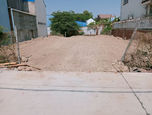 ដីជួល សង្កាត់ជើងឯក ខណ្ឌដង្កោ ជិតអុីអន៣