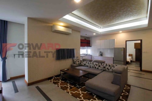 Modern 2 Bedrooms apartment with swimming pool and gym available for rent in BKK1 Area.