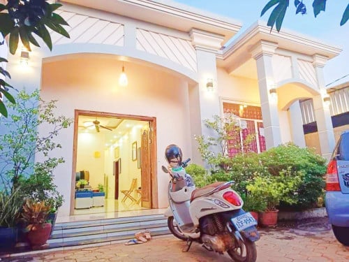 ផ្ទះលក់ក្រោមទីផ្សារ30%នៅចុងកៅស៊ូសង្កាត់ស្លក្រាមក្រុងសៀមរាប