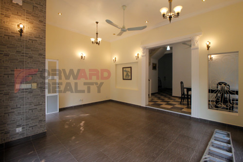 🏡5 Bedrooms Villa for Rent-Phsar Doem Tkhov Area