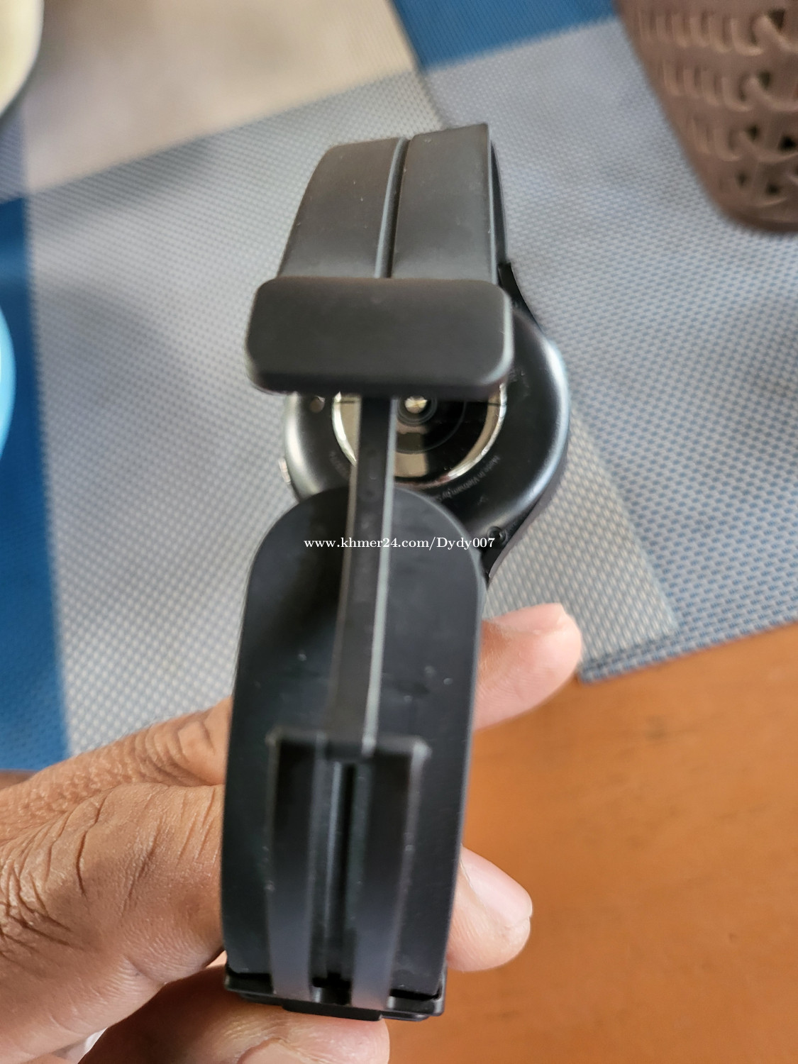 I would like to sell my Galaxy watch 5 Pro LTE Titanium/ Black Price 135.00 in Chaom Chau 2