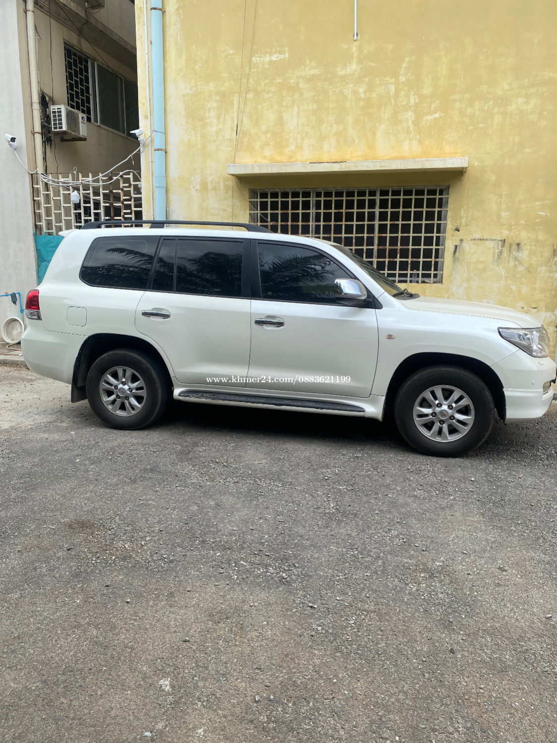 Toyota Land Cruiser for sell Price 42000.00 in Phnom Penh, Cambodia