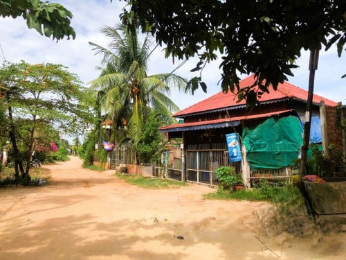 ๐ฆHouse Available for Urgent Sale at a Special Price (Negotiable).