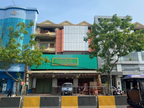 ផ្ទះ3ល្វែងសម្រាប់ជួល នៅលើផ្លូវ271 $3500/ខែ