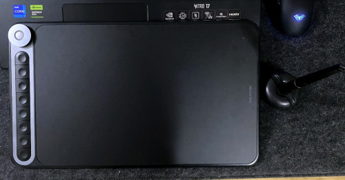 Huion inspiroy Q620M drawing tablet Condition 99% (rarely use)This model also wireless.