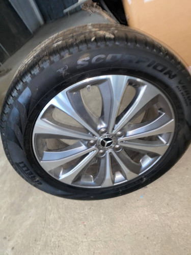 Mercedes Benz Wheel ( Rims and Tires ) 19 inches 