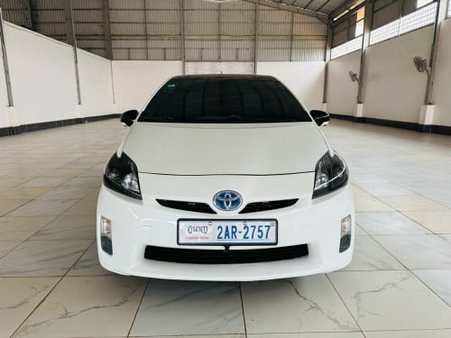 Prius 2010 Option Solar ថ្មីខ្លាំង