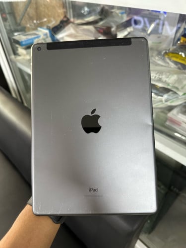 iPad 7th Generation 32G  Sim & WiFi (Baypass)