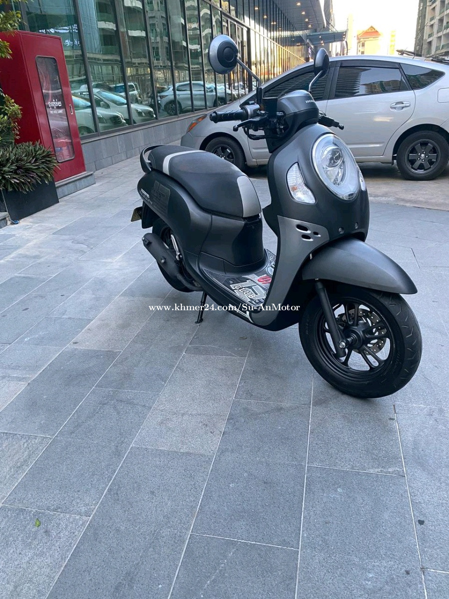 Honda scoopy 2021 Price $1900.00 in Boeng Prolit, Cambodia - ស៊ូ អាន ...