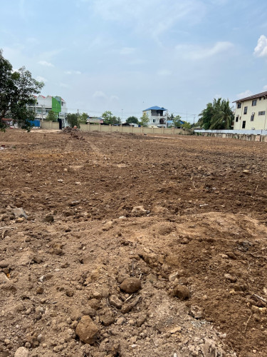 ដីលក់  នៅលើផ្លូវធំ ផ្លូវក្រវាត់ក្រុងទី២ ចាក់ដីហើយជួល3$/m2